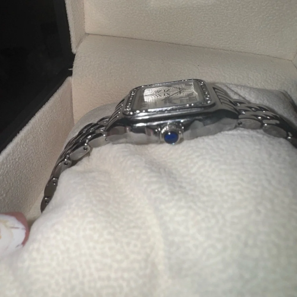 brand new Women Silver tone Stainless steel Rhinestone Bezel Square Watch